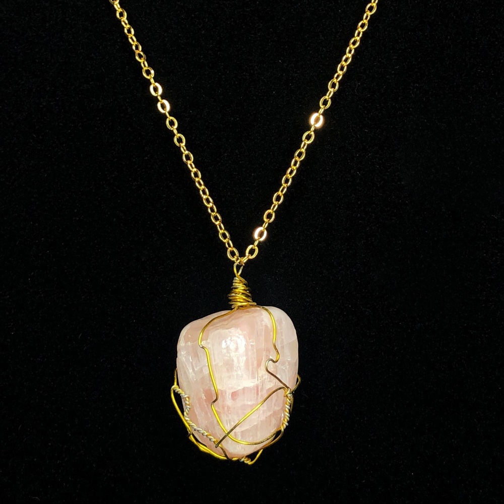 🔴SALE🔴Pink Calcite Wire Wrapped Crystal Necklace